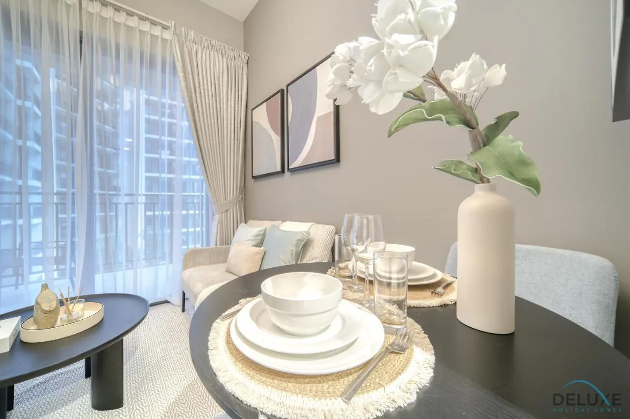 Exclusive Offer Delightful 1Br With Pool Views By Deluxe Holiday Homes Dubai