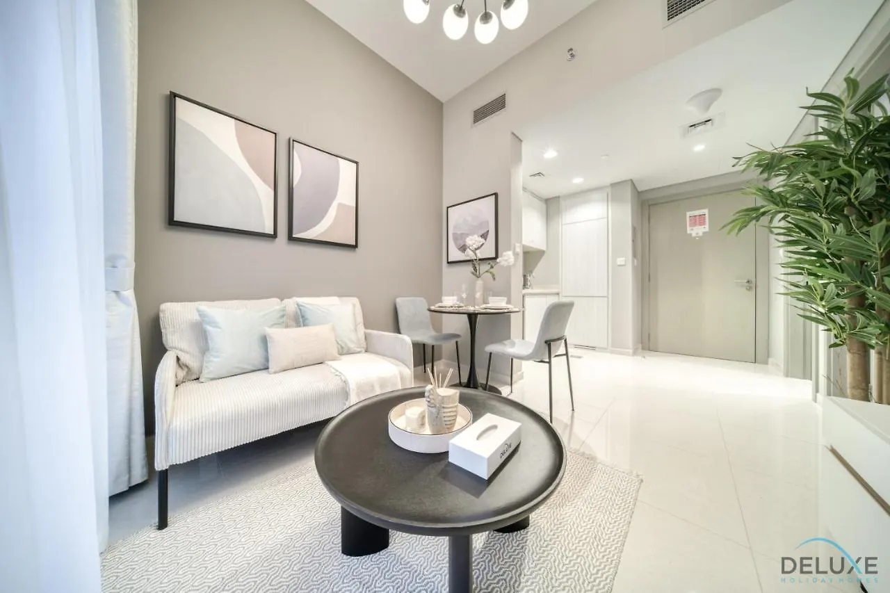 Exclusive Offer Delightful 1Br With Pool Views By Deluxe Holiday Homes Dubai United Arab Emirates
