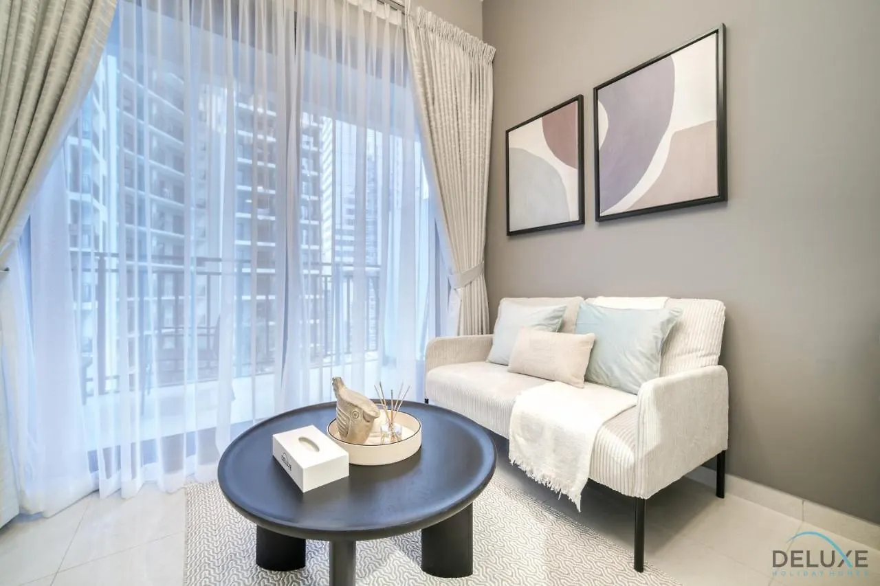 Exclusive Offer Delightful 1Br With Pool Views By Deluxe Holiday Homes contacts